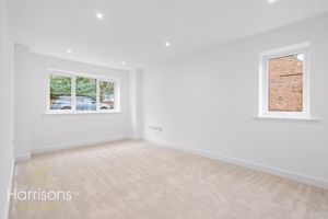 Photo 16- click for photo gallery